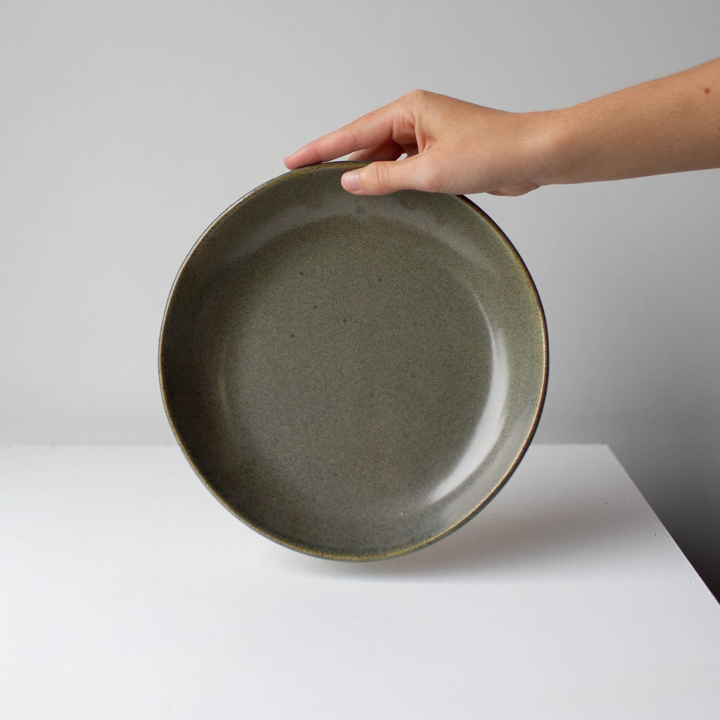 Deep dinner plate - Kelp green