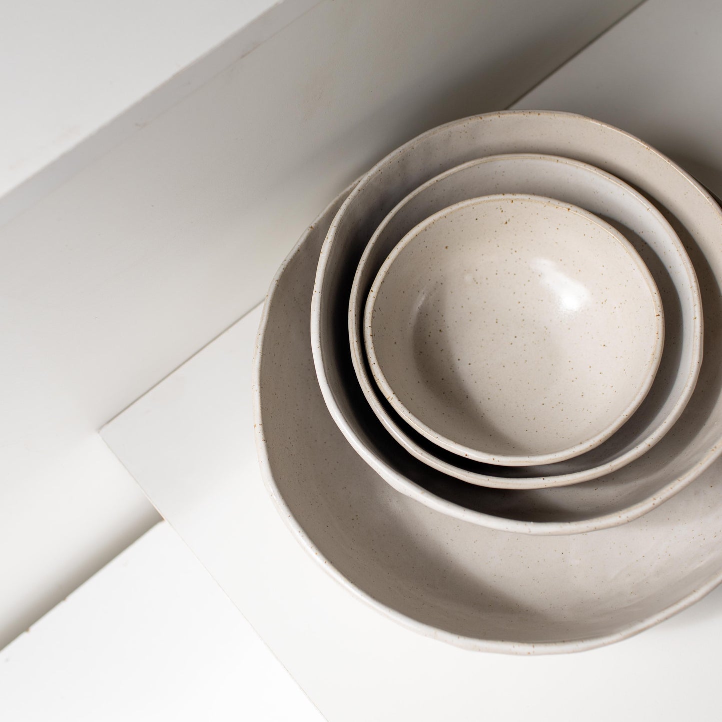 Lil_Ceramics_Everyday_Tableware_Nesting_Bowl_Boxed_Set_Handmade_in_Auckland_New_Zealand-3