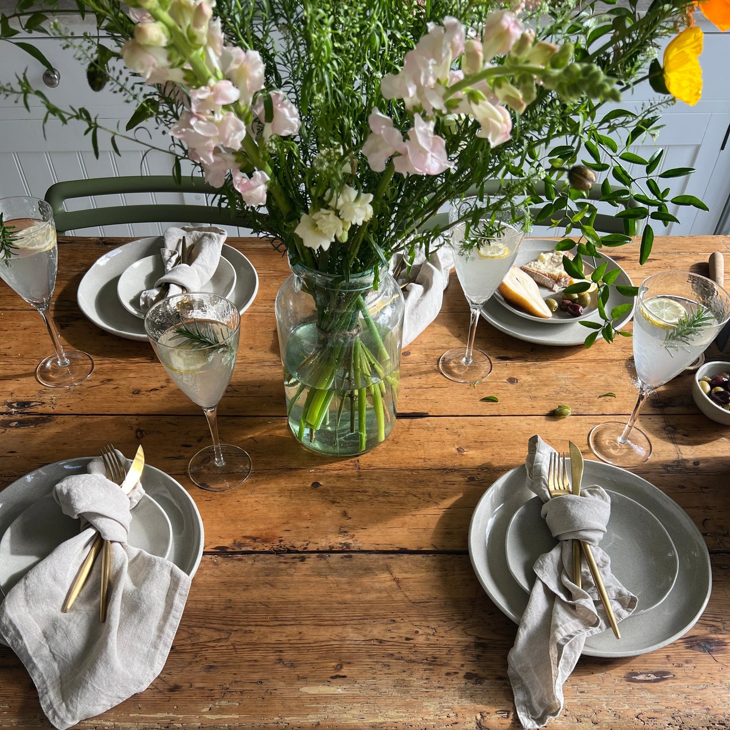 Everyday Essentials Dinner Set