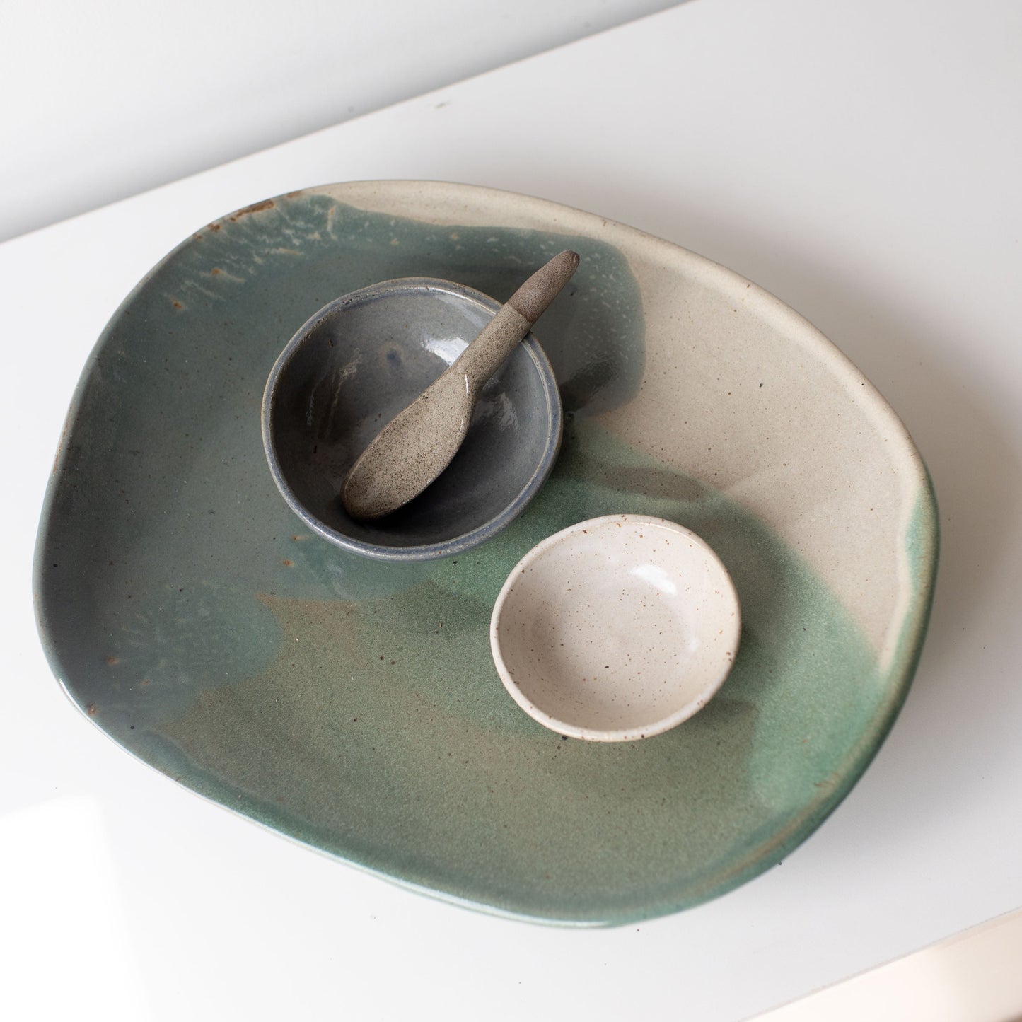 Flow Footed Platter 03