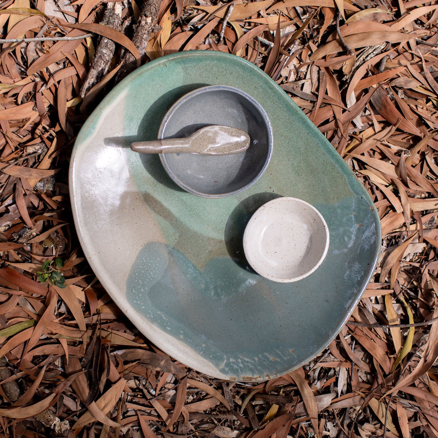 Flow Footed Platter 03