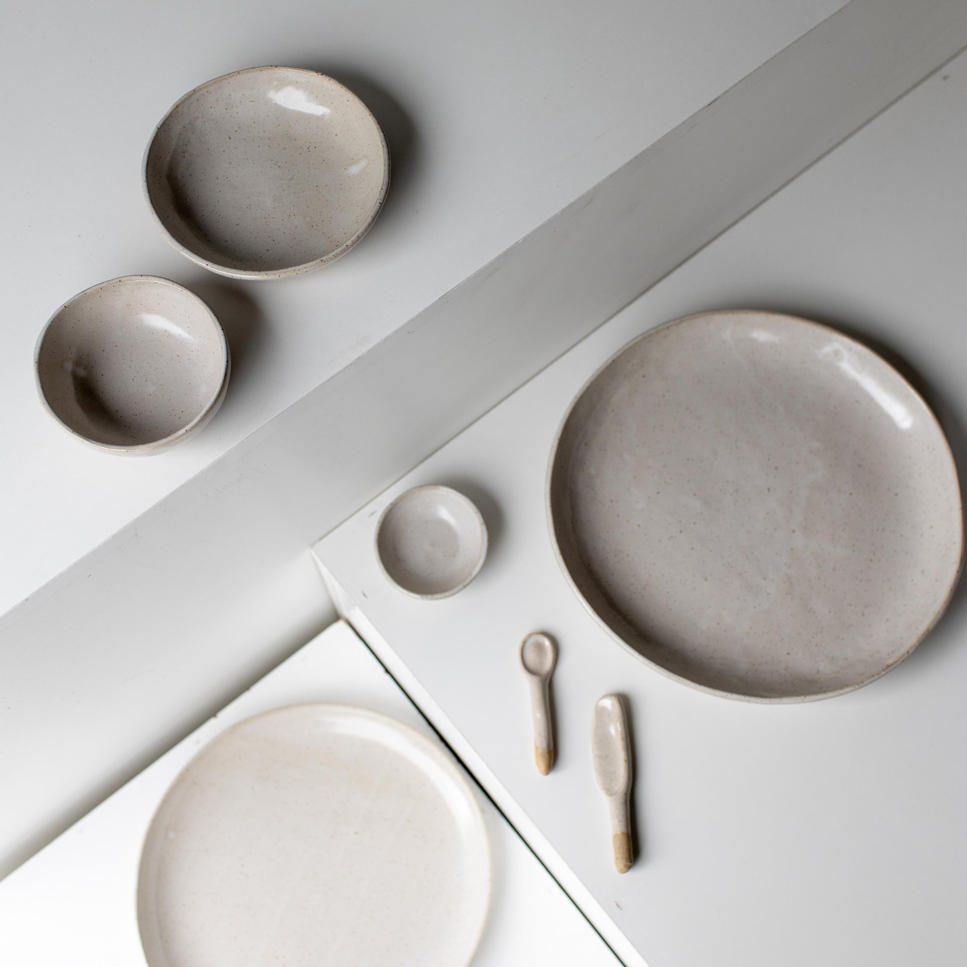 Lil_Ceramics_Everyday_Tableware_Platter_Boxed_Set_Handmade_in_Auckland_New_Zealand-3