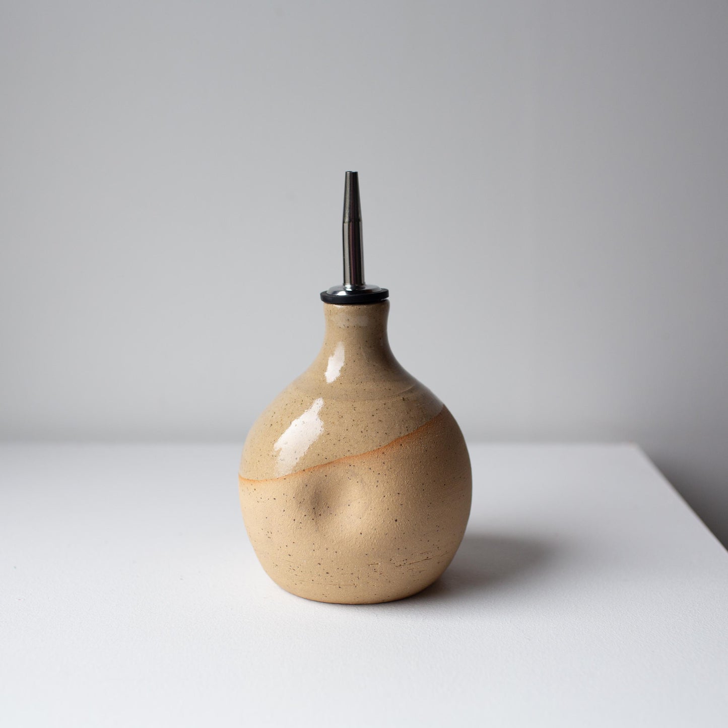 Lil Ceramics handmade oil pourer in Speckled tan, handmade in Auckland, New Zealand
