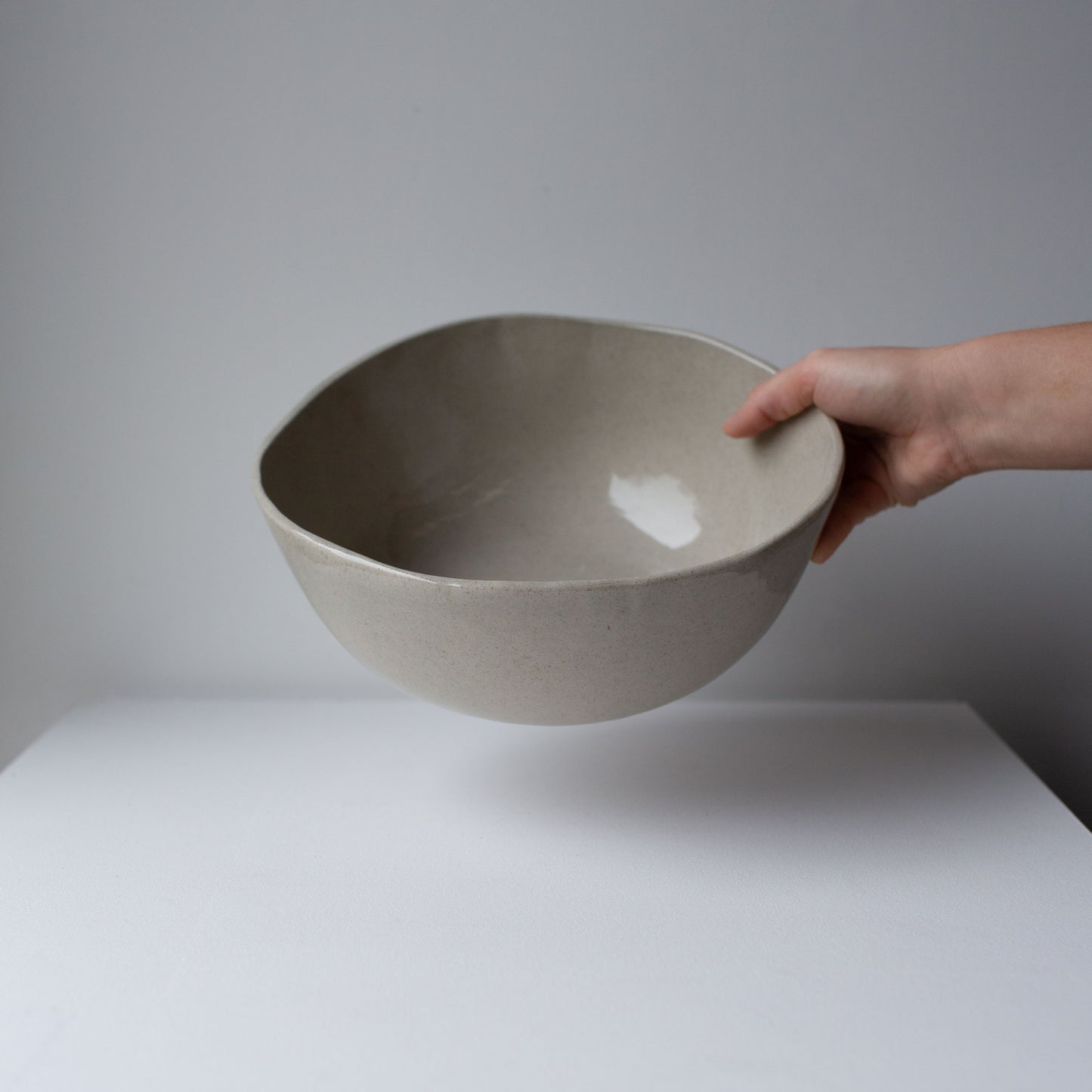 Deep serving bowl - Sandstone