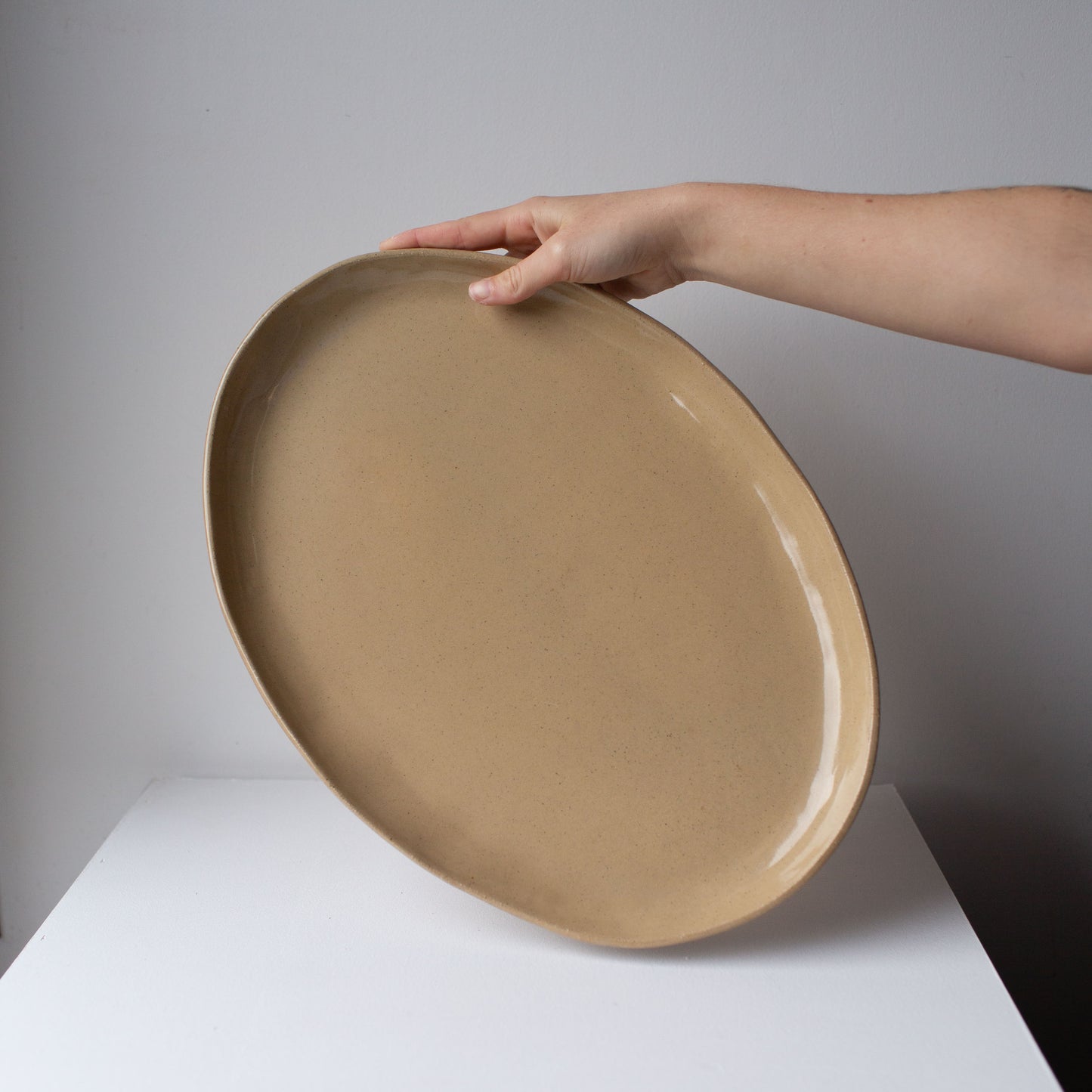 Oval platter - Speckled tan